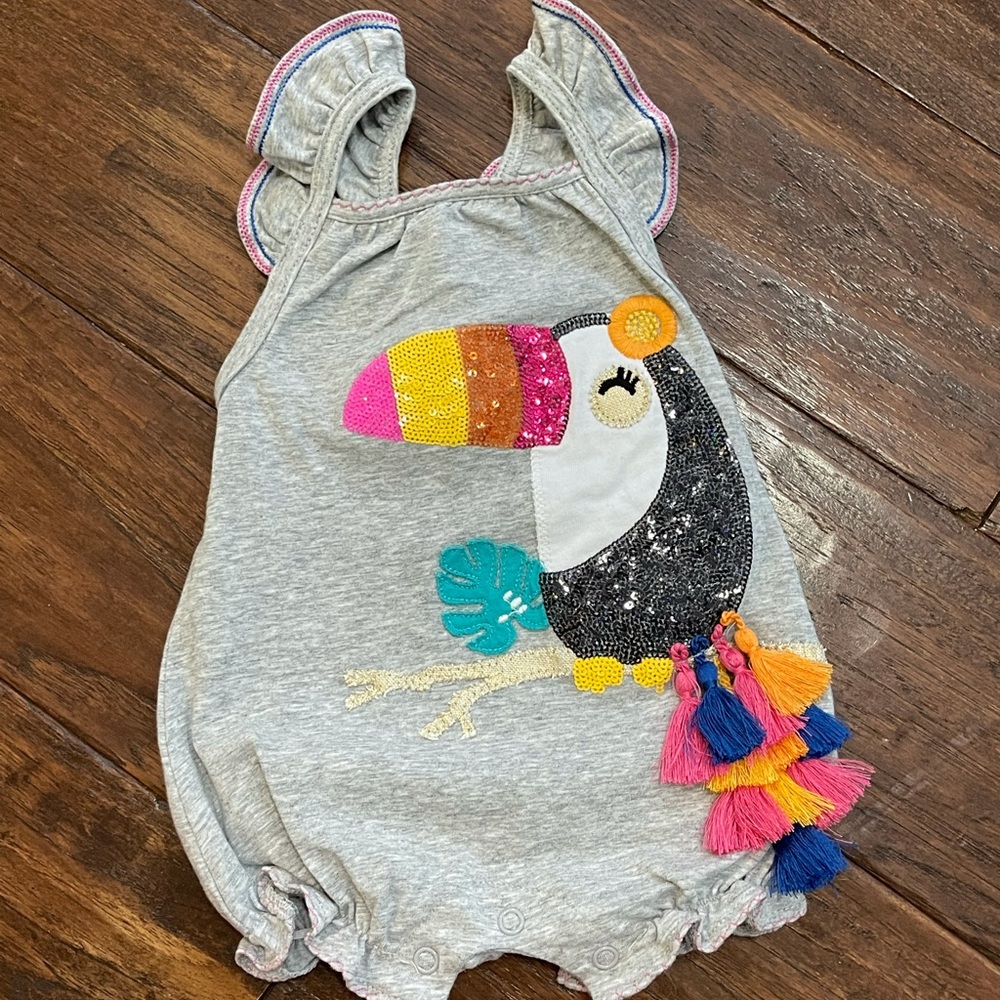 MudPie Baby Girl 0-3m Parrot Bubble Romper